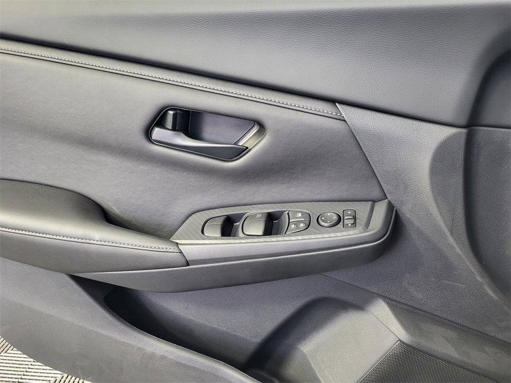 New 2025 Nissan Sentra S image 10