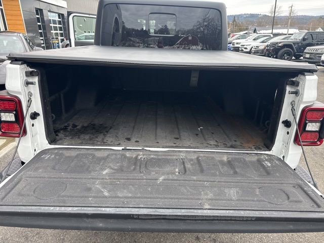 Certified 2025 Jeep Gladiator Mojave w/ Safety Group image 29