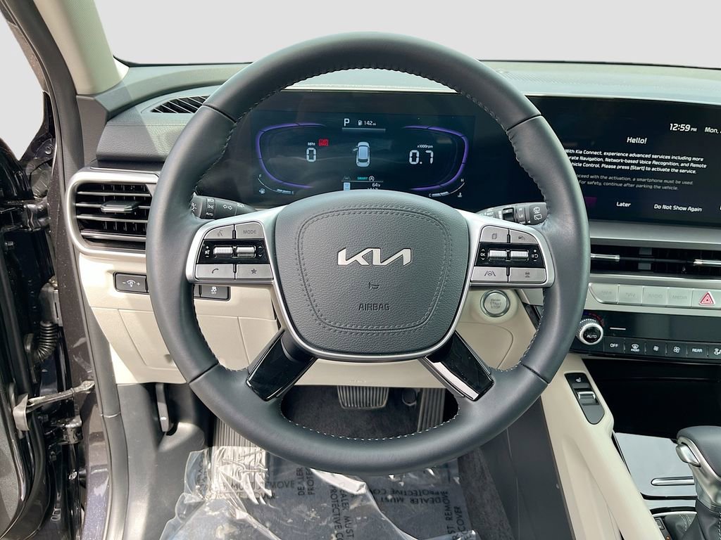Certified 2025 Kia Telluride S image 18