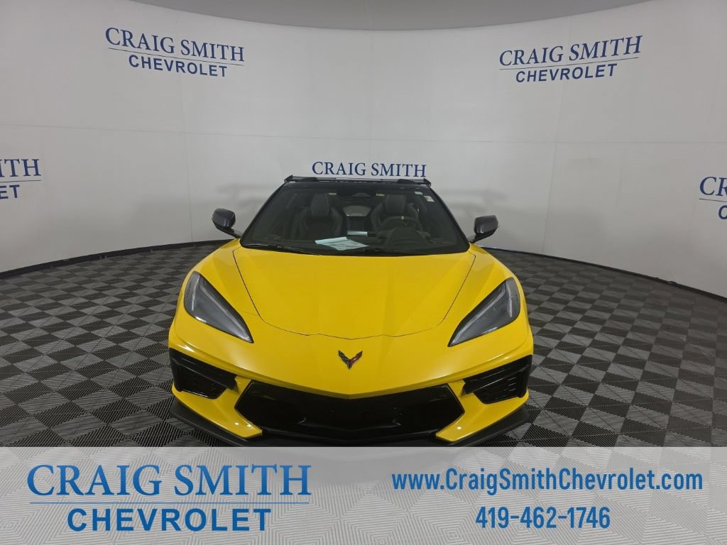 Used 2025 Chevrolet Corvette Stingray Premium Conv w/ Z51 Performance Package RWD image 8