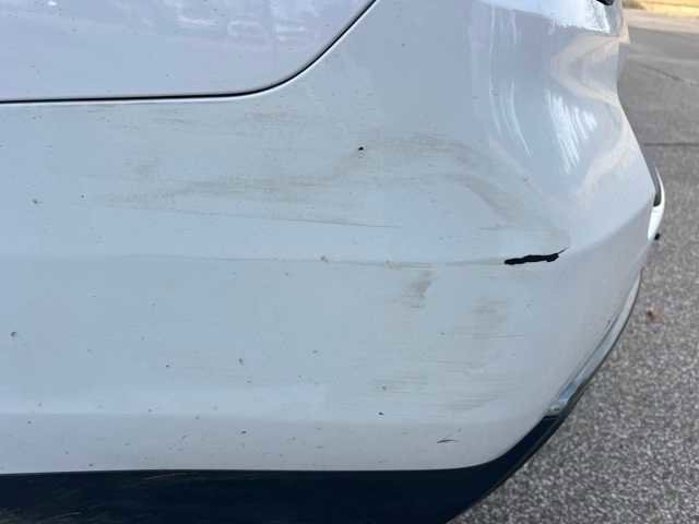 Used 2021 GMC Yukon AT4 w/ AT4 Premium Package image 11