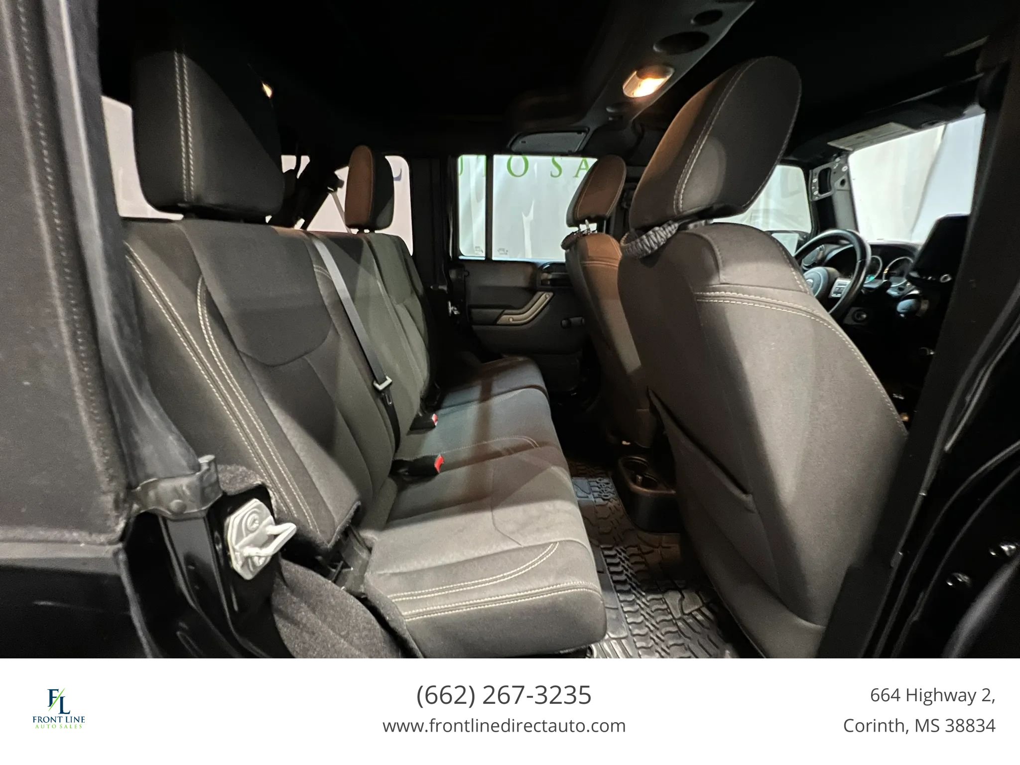 Used 2018 Jeep Wrangler Unlimited Sport AWD/4WD image 12