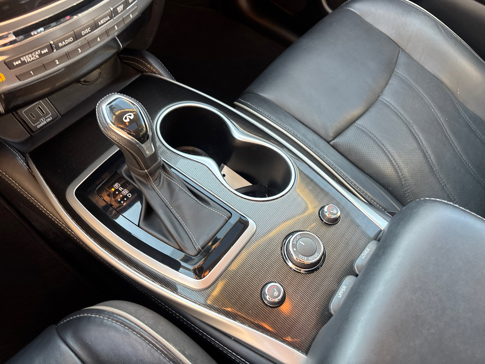 Used 2020 INFINITI QX60 Luxe w/ Essential Package image 24