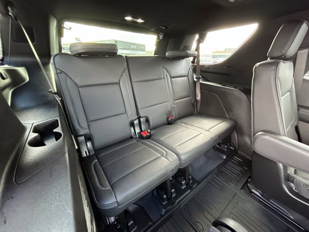 Used 2026 GMC Yukon Denali w/ Sun & Power Step Package AWD/4WD image 55