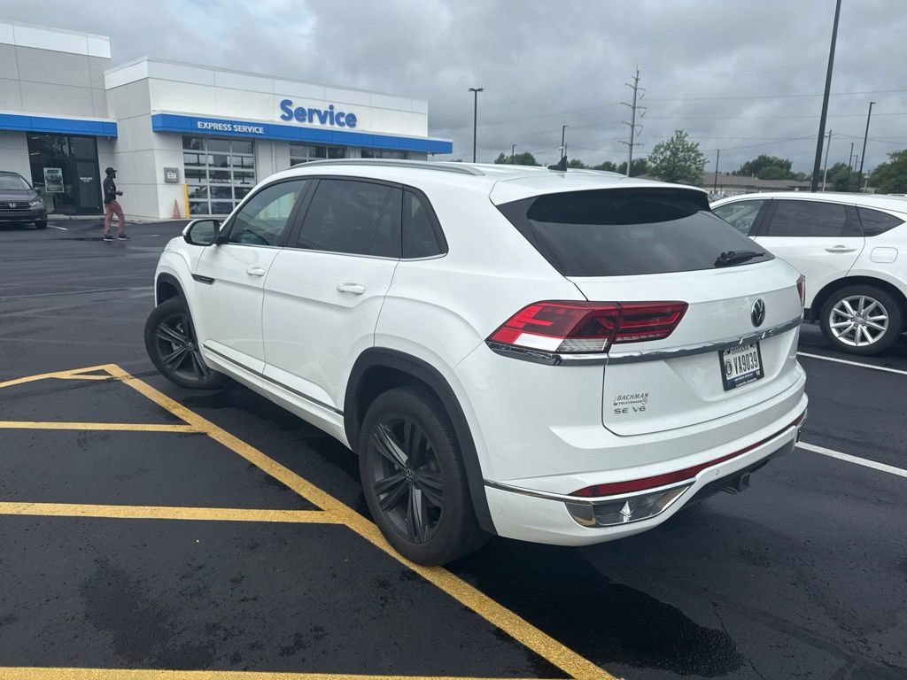 Used 2021 Volkswagen Atlas Cross Sport SE w/ V6 Towing Package FWD image 8