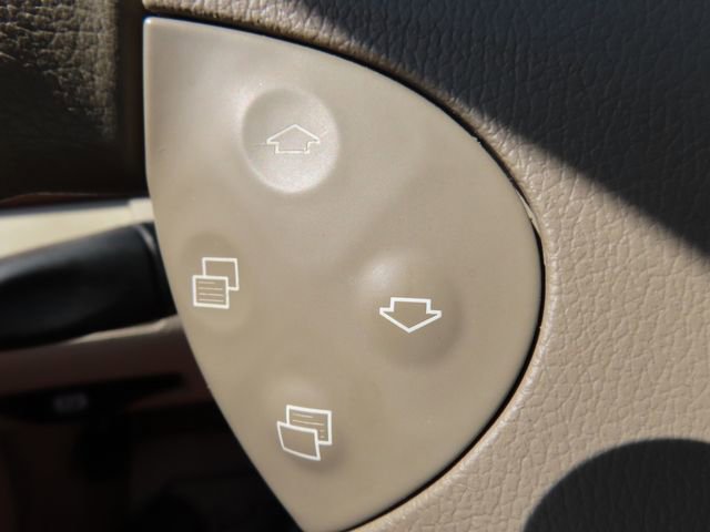 Used 2005 Mercedes-Benz E 320 Sedan image 24