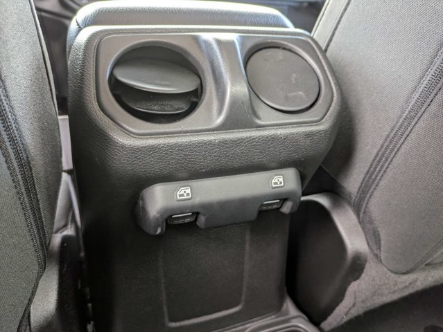 Used 2022 Jeep Gladiator Sport AWD/4WD image 14
