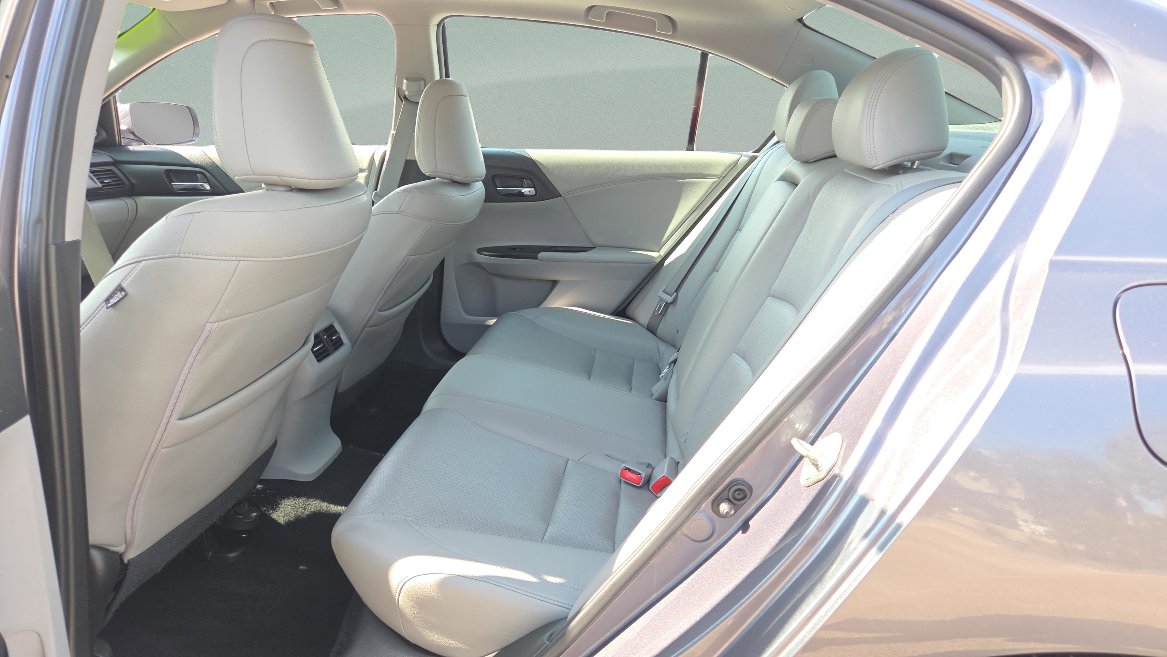 Used 2015 Honda Accord EX-L image 11