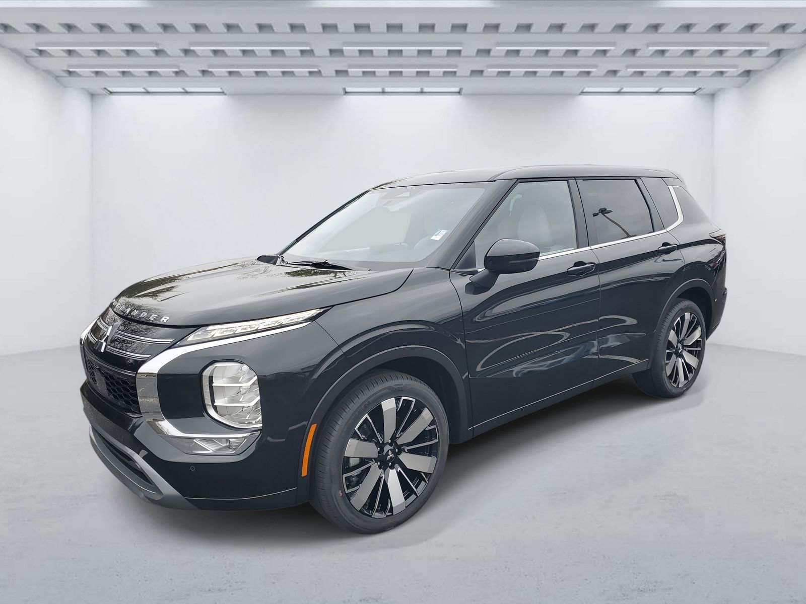 New 2026 Mitsubishi Outlander SE image 2