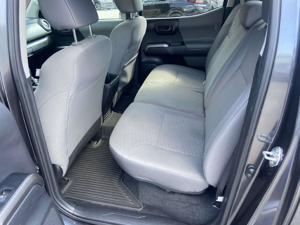 Used 2023 Toyota Tacoma SR5 RWD image 13