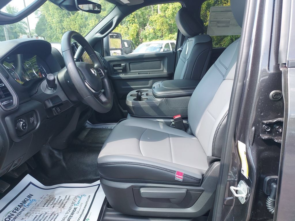 New 2027 RAM 3500 Tradesman AWD/4WD image 13