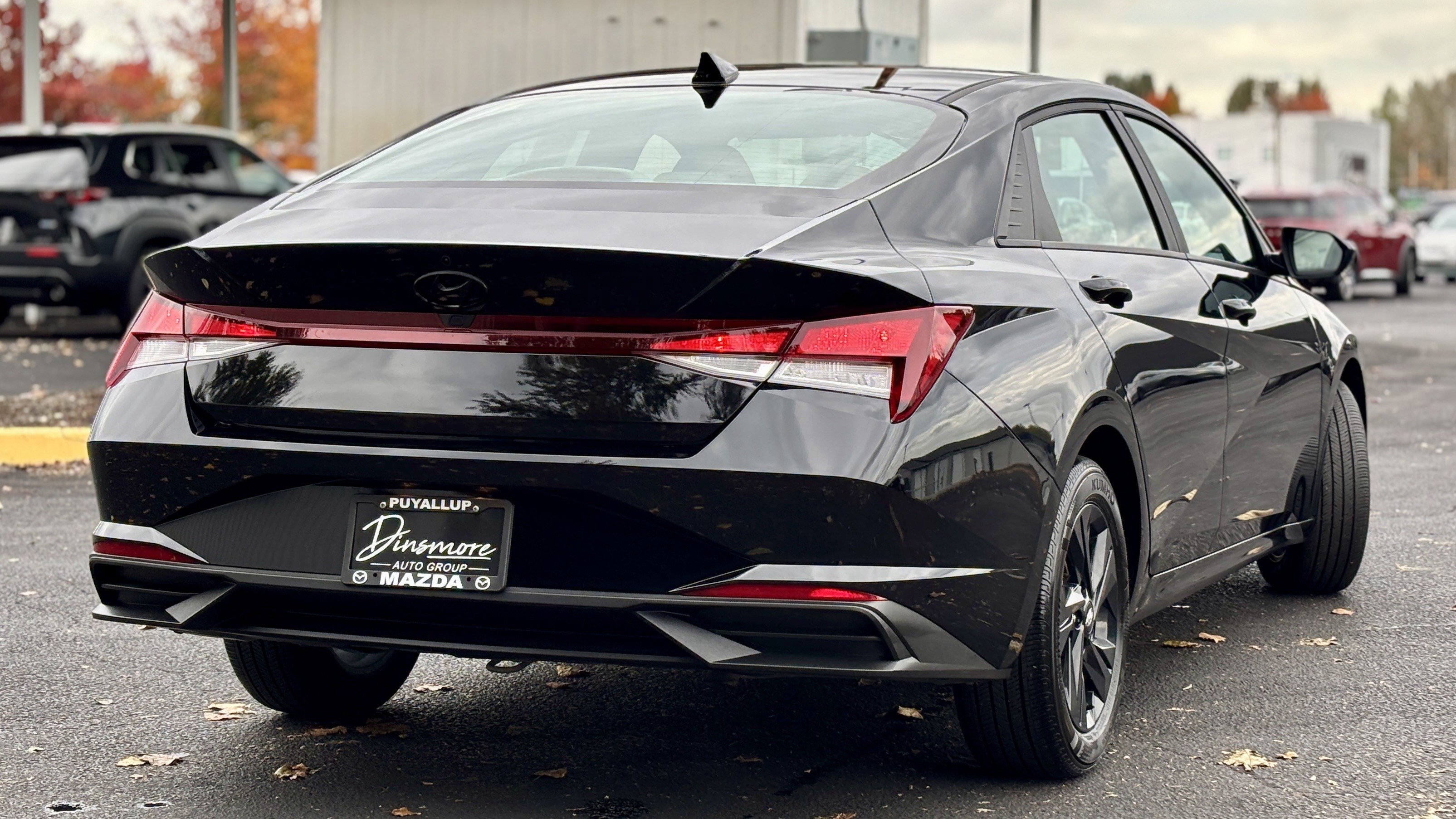 Used 2023 Hyundai Elantra SEL w/ Cargo Package image 6