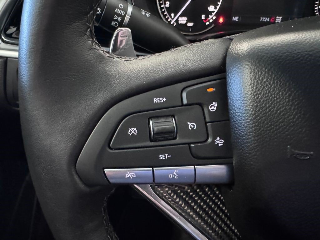 Certified 2025 Cadillac XT6 Sport AWD/4WD image 15