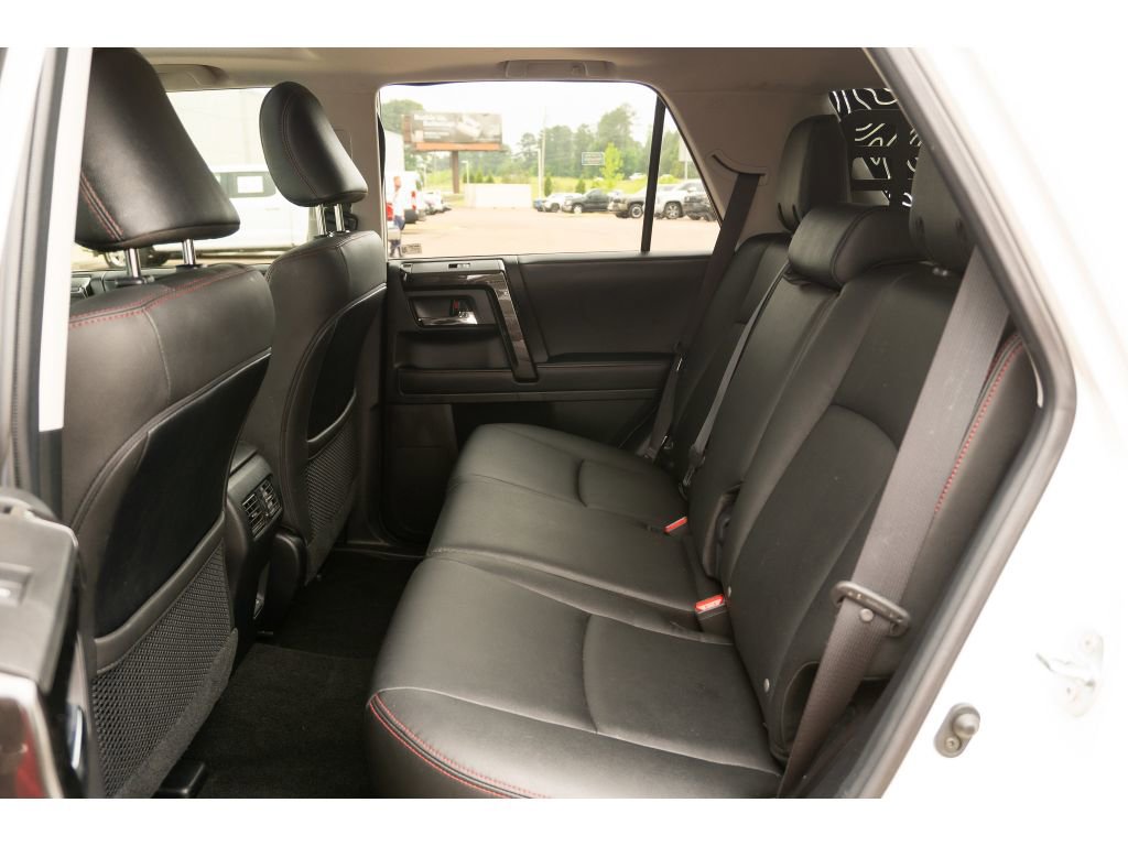 Used 2021 Toyota 4Runner Venture w/ Moonroof Package AWD/4WD image 16