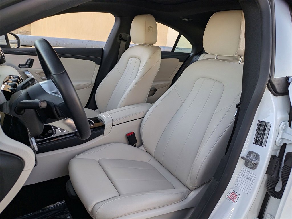 Used 2025 Mercedes-Benz CLA 250 image 23