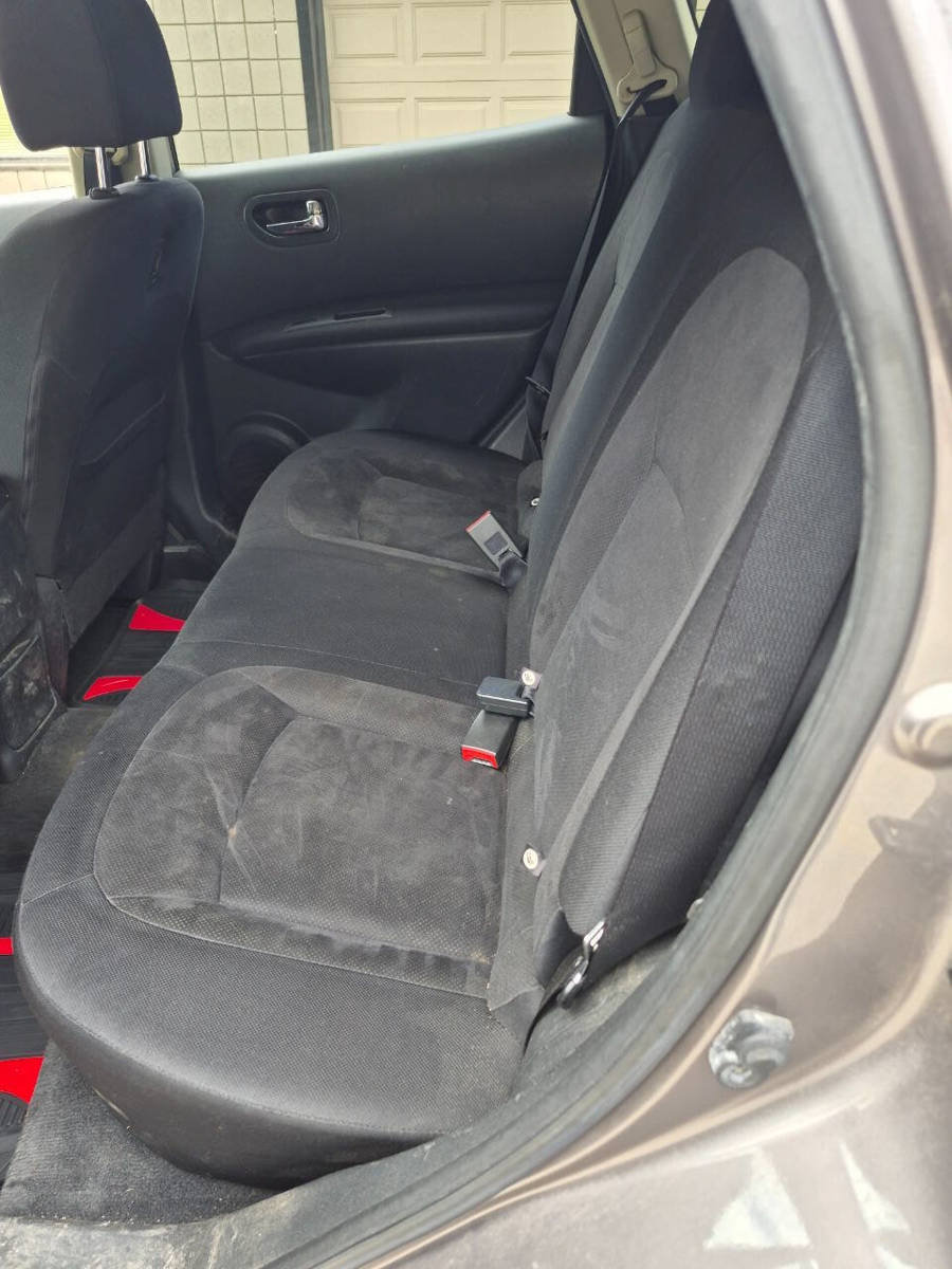 Used 2010 Nissan Rogue S w/ 360 Degree Value Pkg AWD/4WD image 7