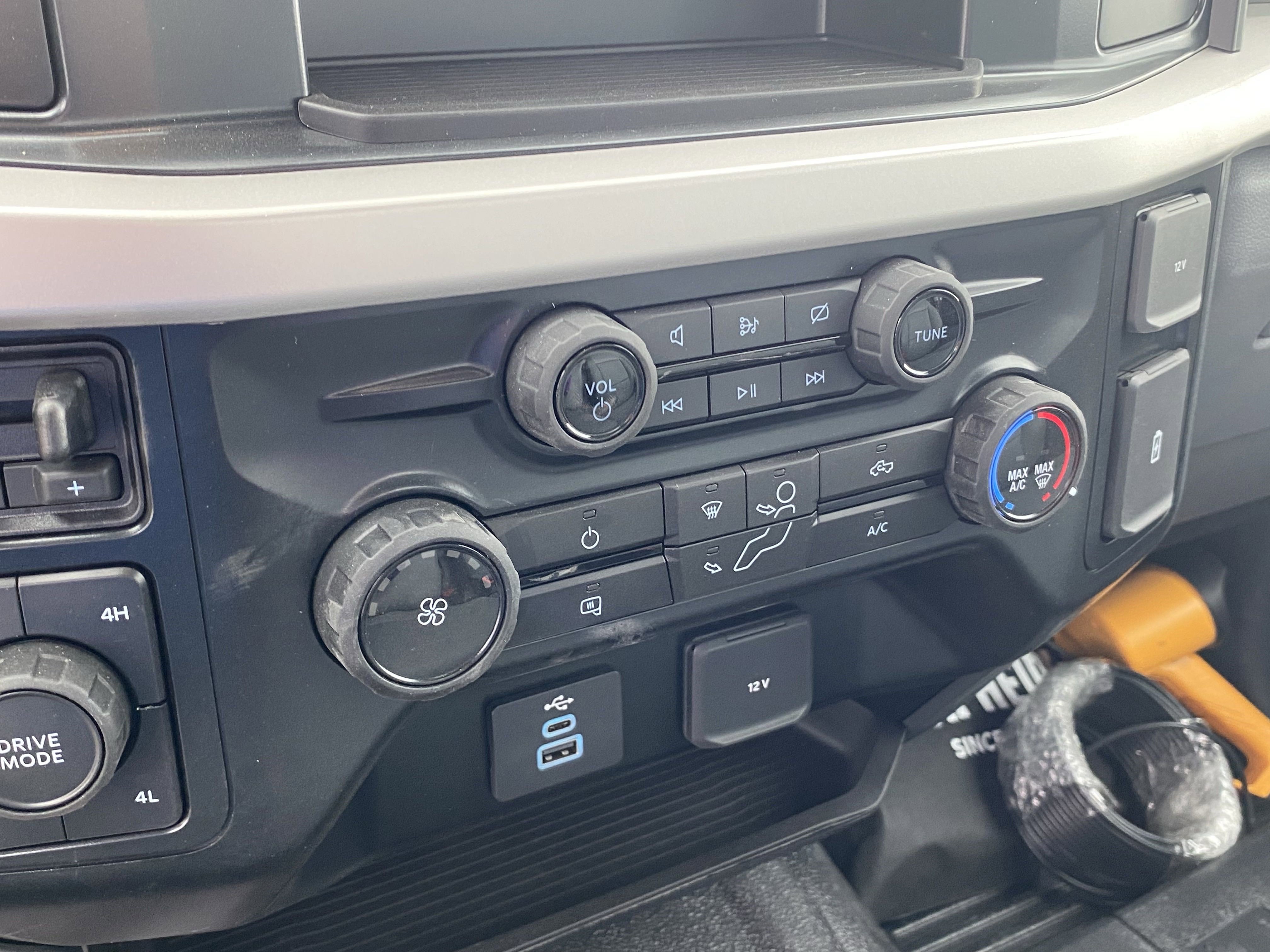 New 2024 Ford F450 XL w/ Snow Plow Prep Package image 17