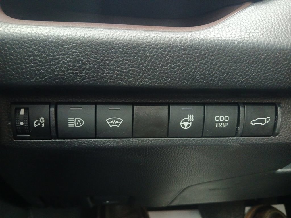 Used 2024 Toyota RAV4 Limited w/ Weather Package AWD/4WD image 23