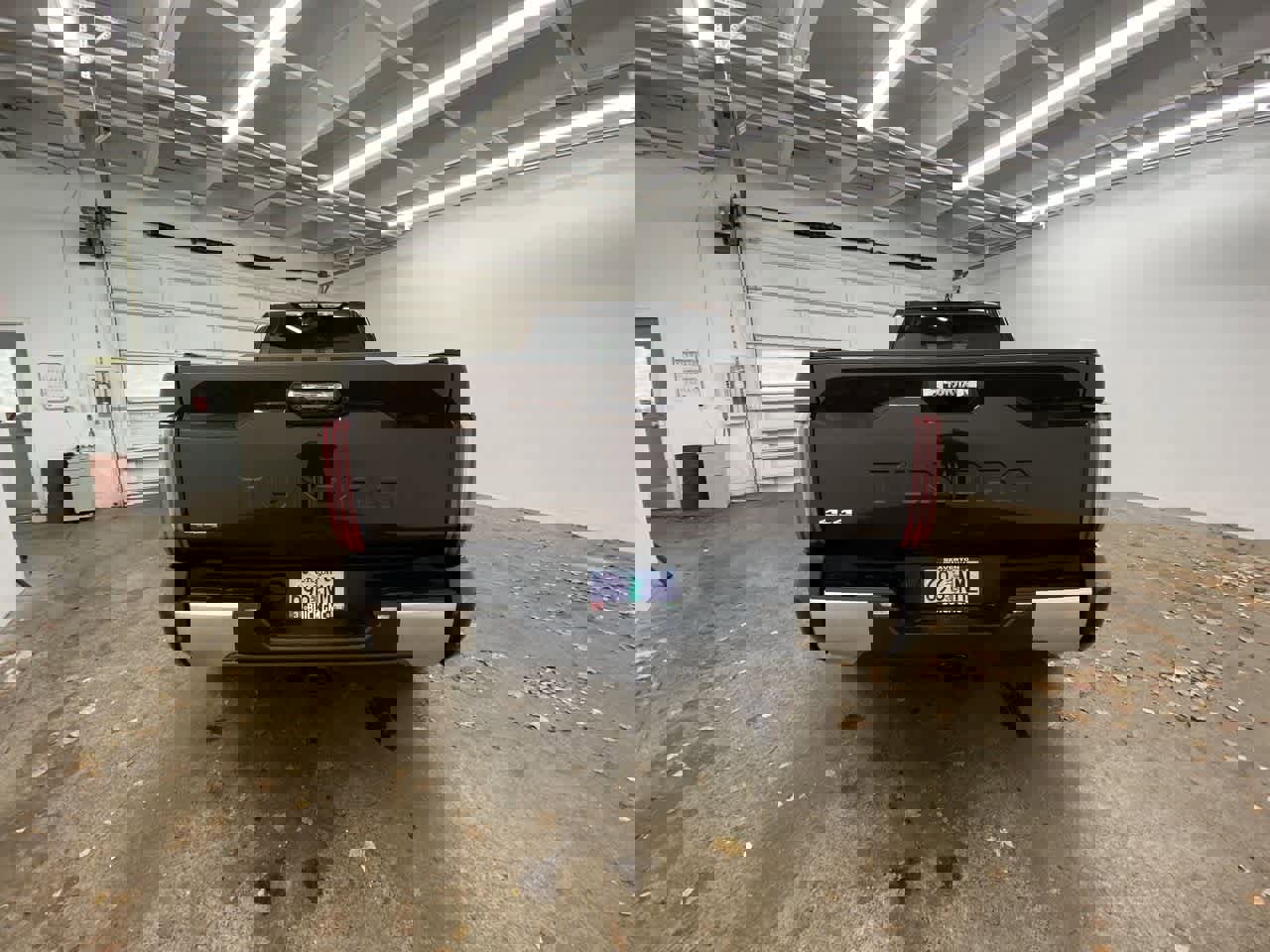 Used 2023 Toyota Tundra Limited w/ TRD Off-Road Package image 5