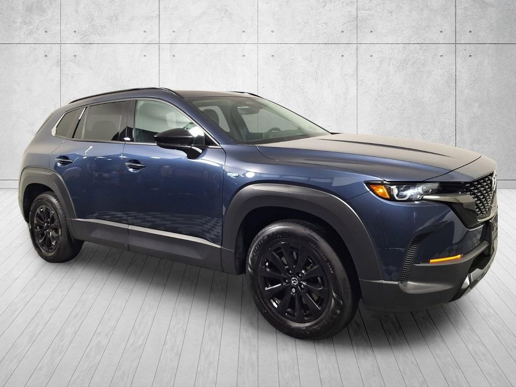 Used 2025 MAZDA CX-50 AWD 2.5 Hybrid w/ Premium Pkg image 3