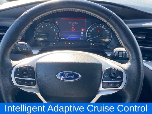 Used 2023 Ford Explorer XLT AWD/4WD image 8