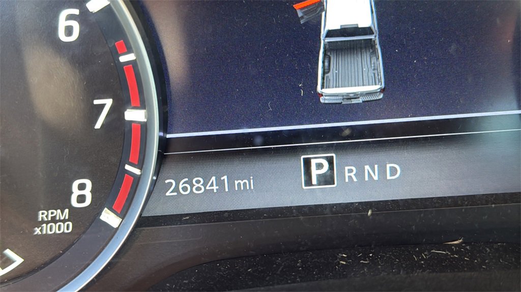 Used 2024 Nissan Titan SV w/ SV Convenience Package image 10