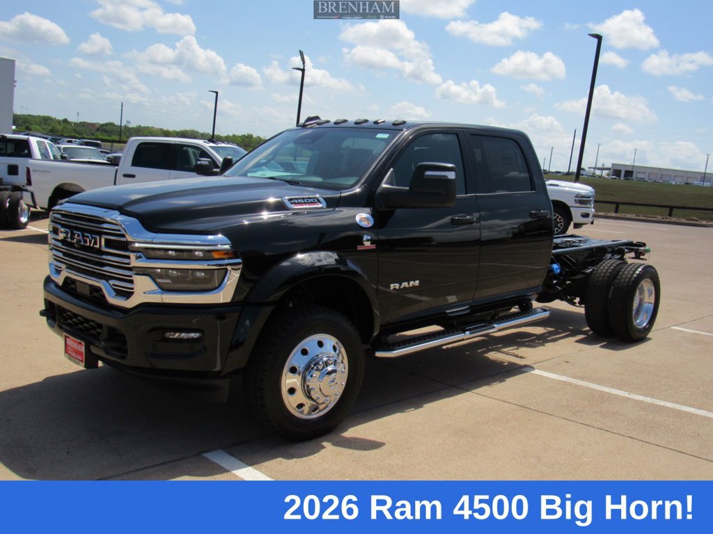 New 2026 RAM 4500 4x4 Crew Cab DRW w/ Laramie Trim Package image 7