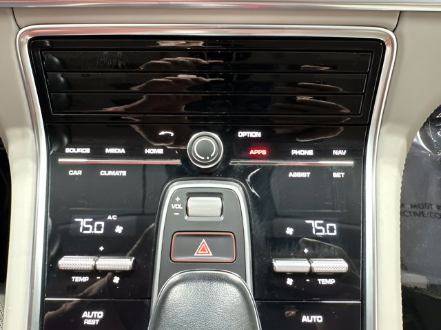 Used 2018 Porsche Panamera 4S AWD/4WD image 25