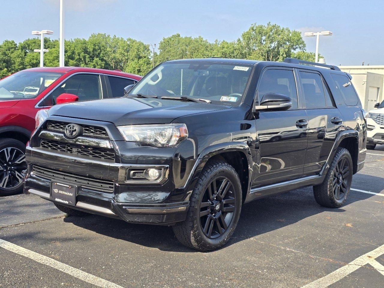 Used 2019 Toyota 4Runner Limited AWD/4WD image 3