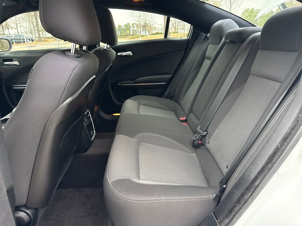 Used 2017 Dodge Charger SE image 16