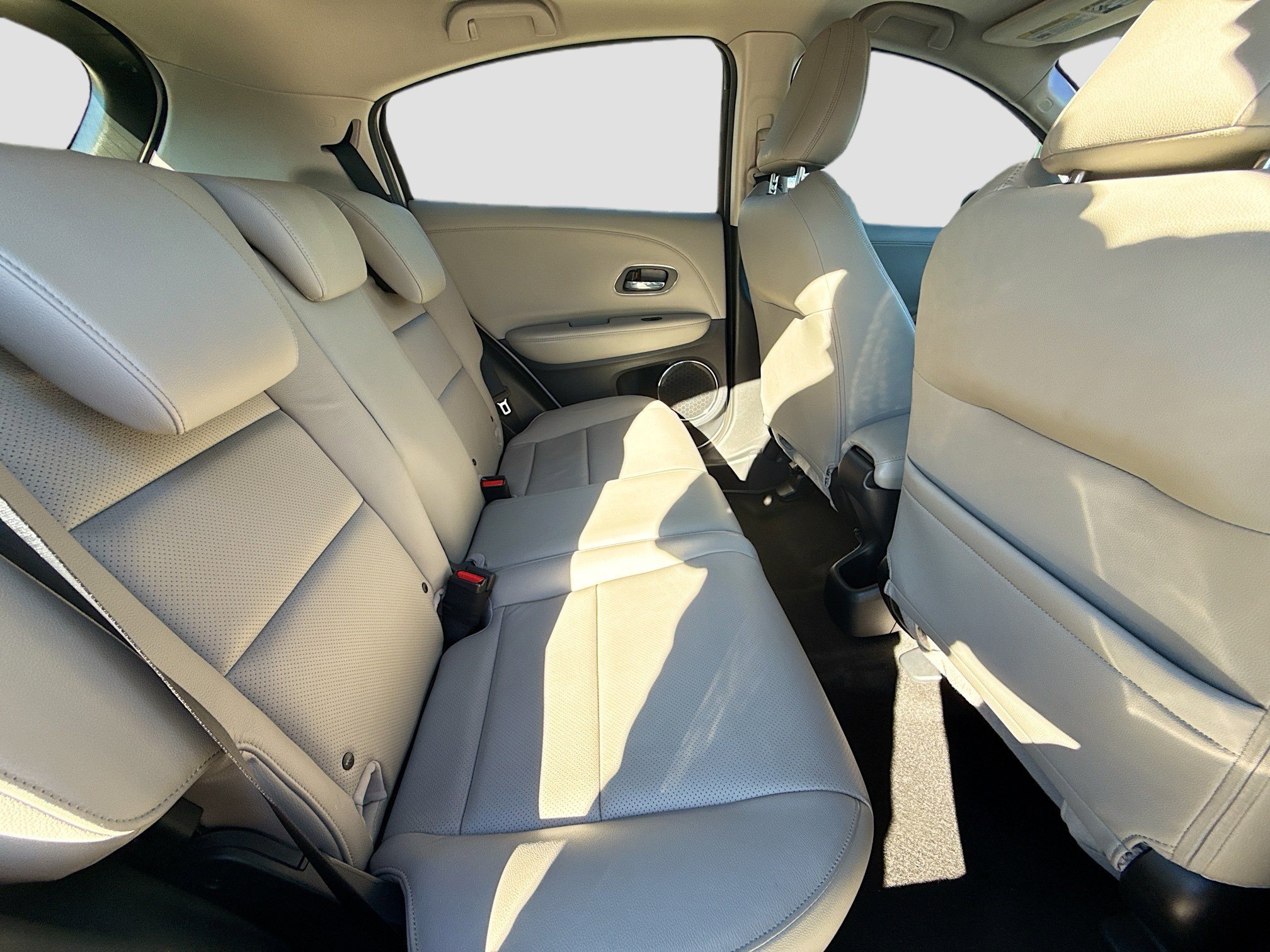 Certified 2021 Honda HR-V EX-L image 28