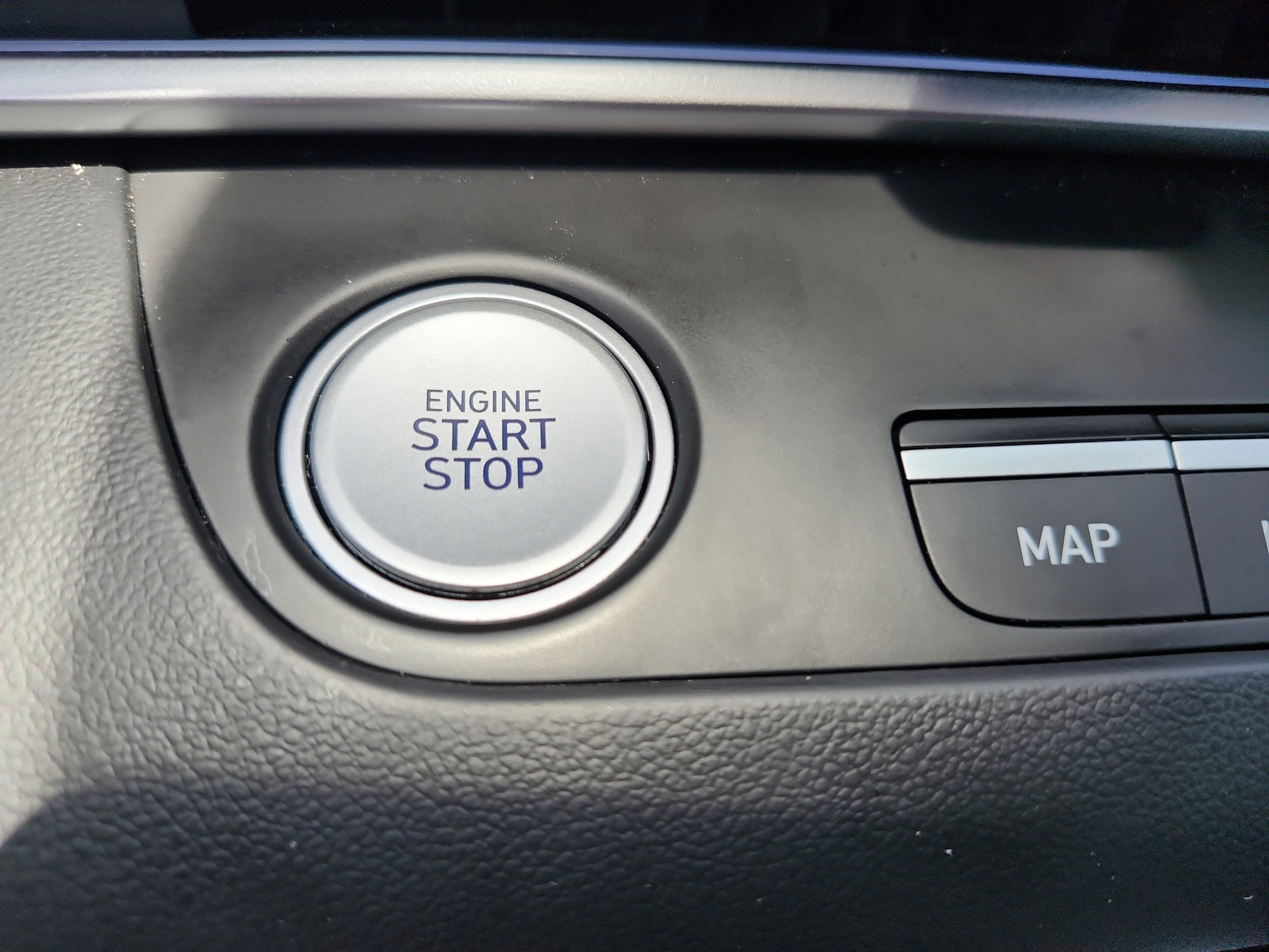 Certified 2024 Hyundai Elantra Blue FWD image 25
