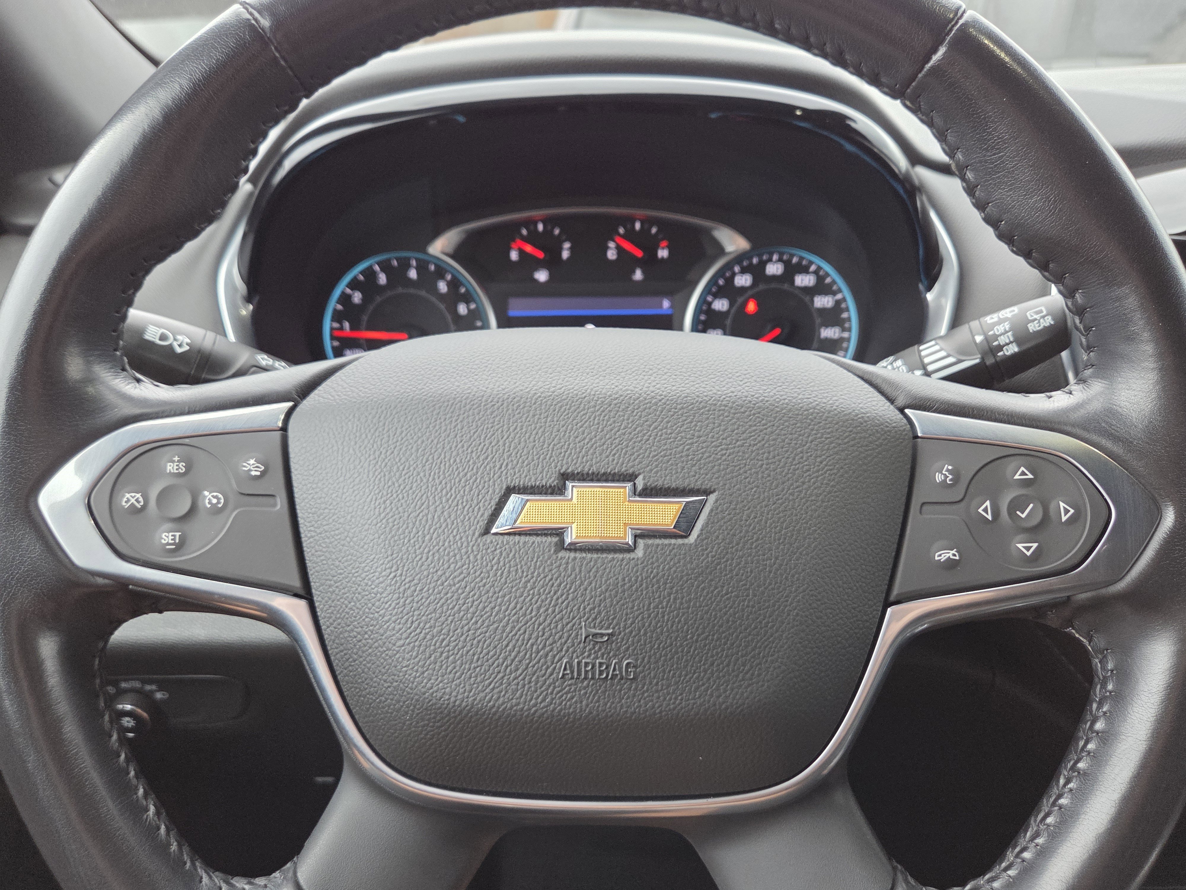 Used 2022 Chevrolet Traverse LT image 15