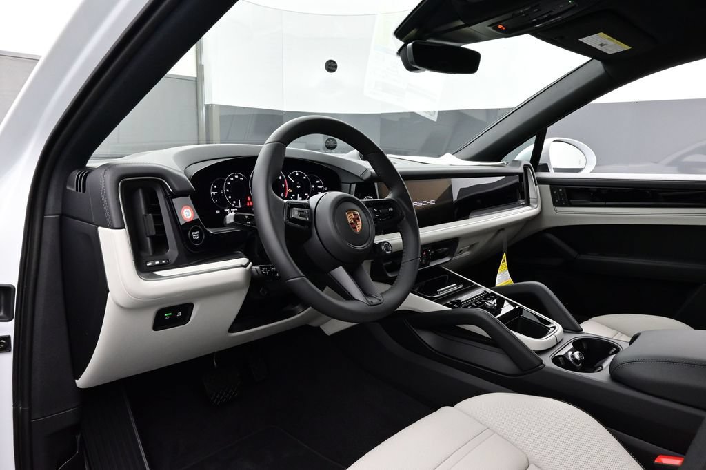 New 2026 Porsche Cayenne E-Hybrid Coupe AWD/4WD image 4