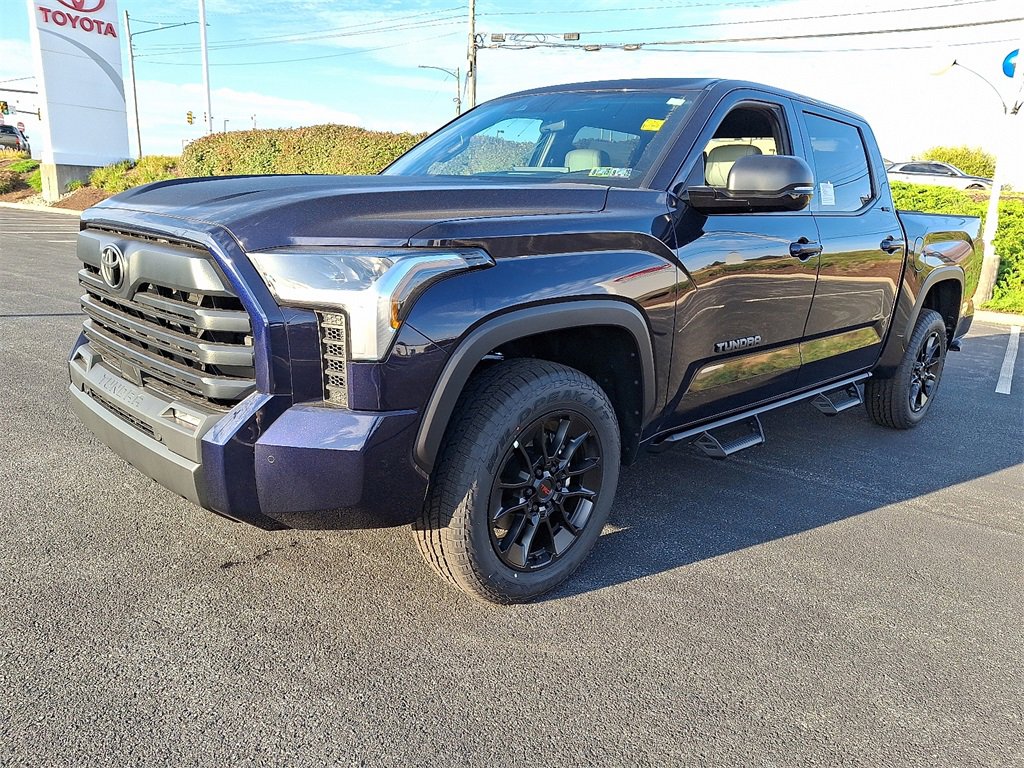 New 2026 Toyota Tundra SR5 image 3