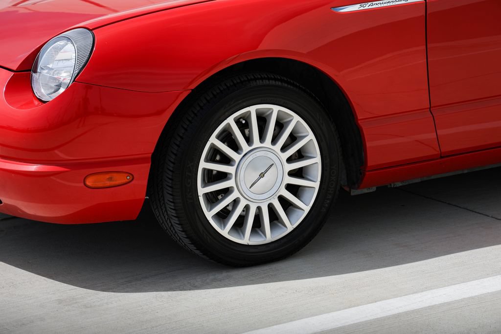 Used 2004 Ford Thunderbird RWD image 28