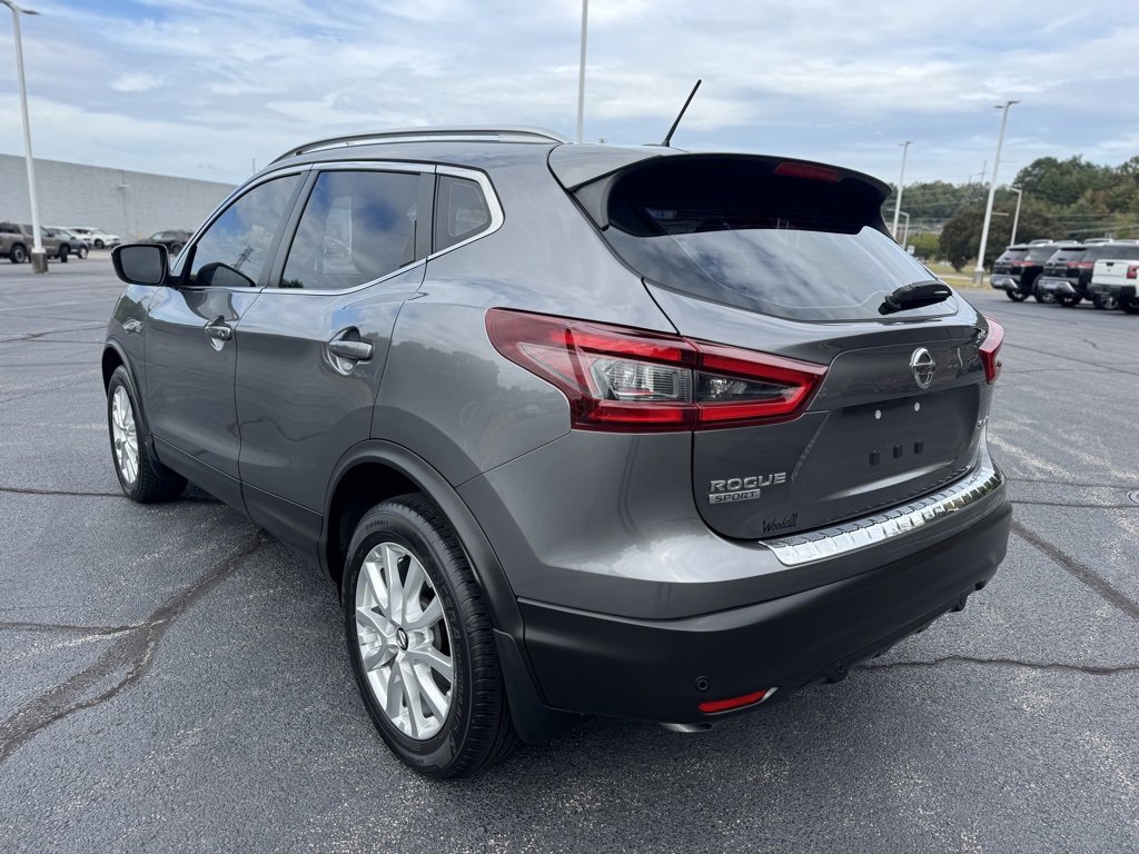 Used 2022 Nissan Rogue Sport SV image 5