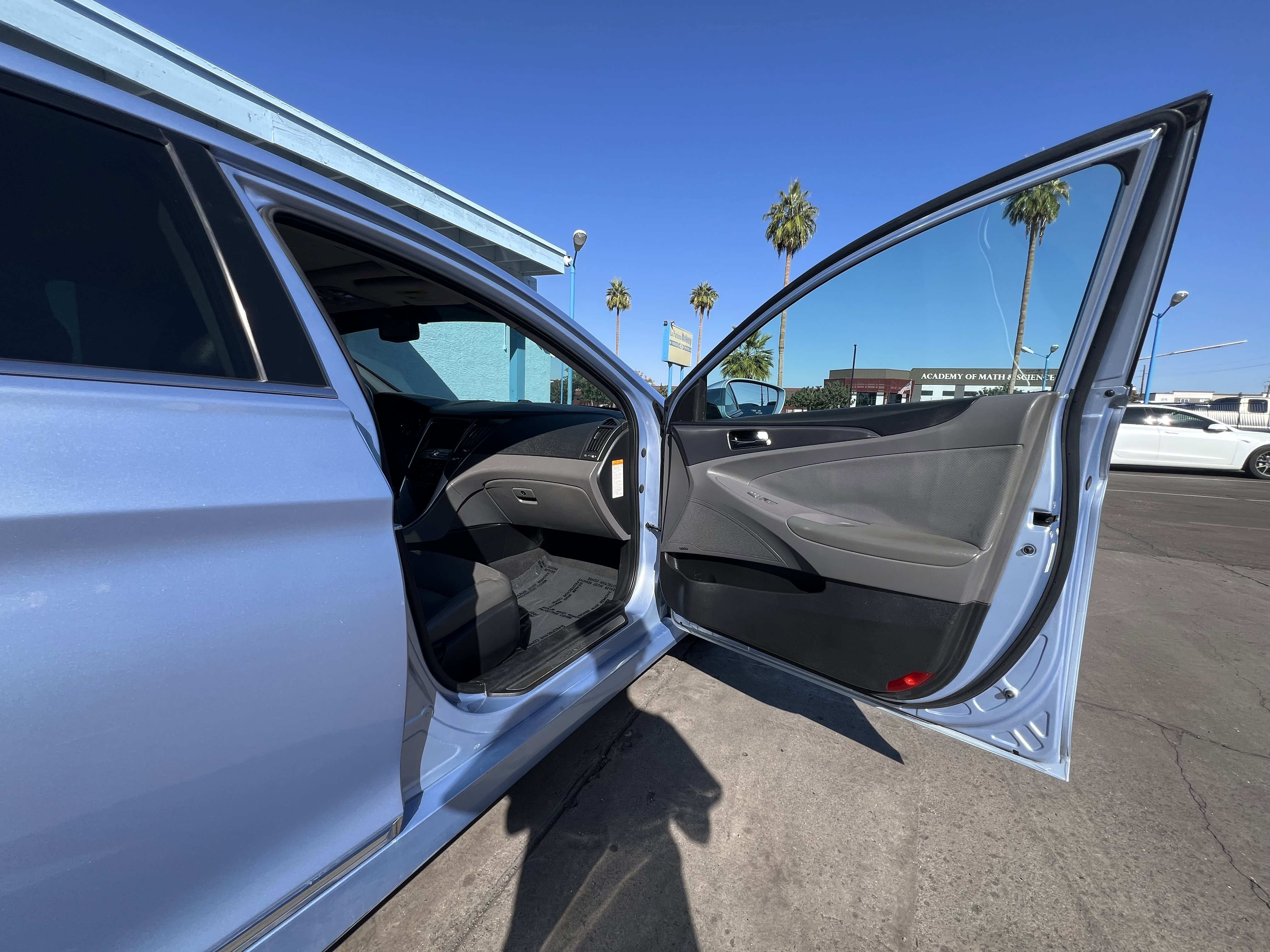 Used 2015 Hyundai Sonata Limited w/ Option Group 02 image 15