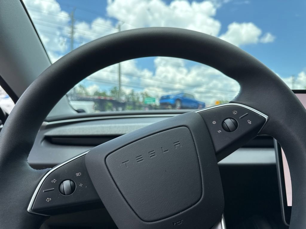 Used 2025 Tesla Model 3 Long Range RWD image 23