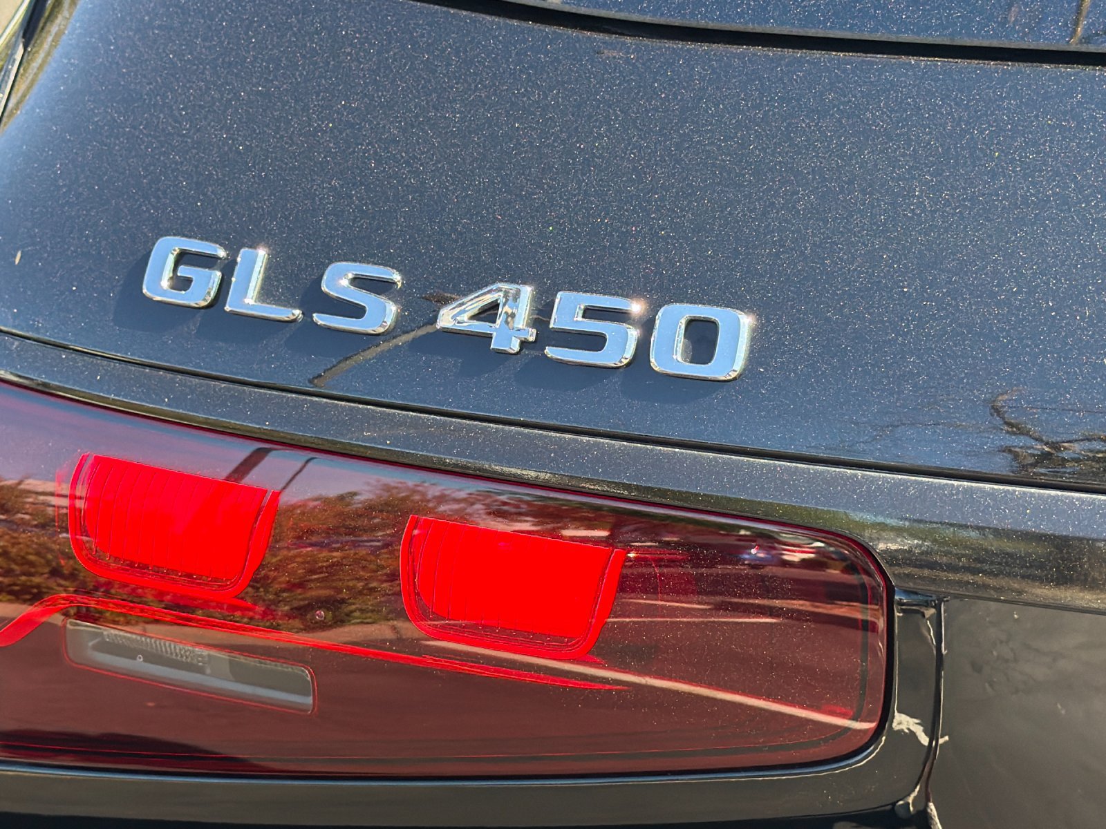 Used 2024 Mercedes-Benz GLS 450 4MATIC image 27