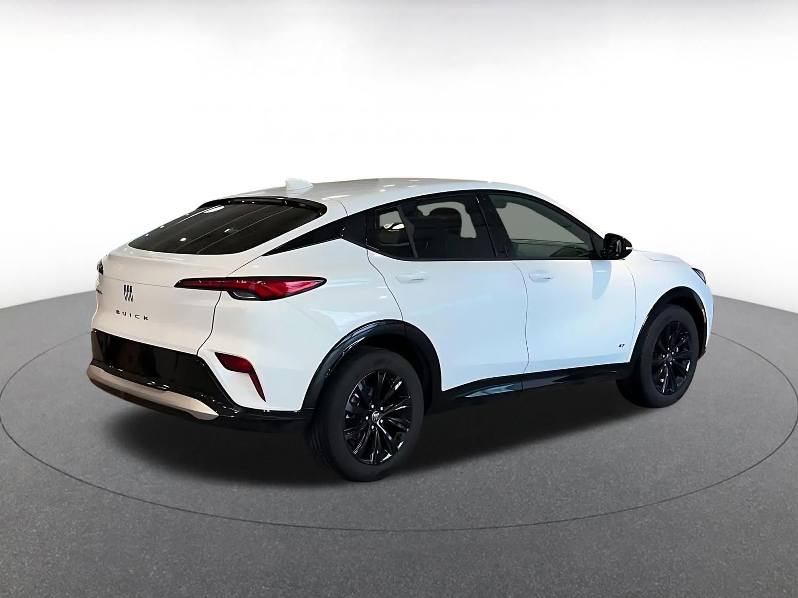 Used 2025 Buick Envista Sport Touring image 15