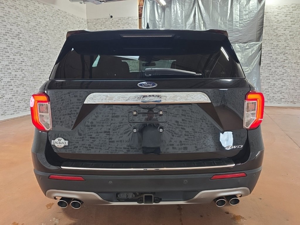 Used 2022 Ford Explorer King Ranch w/ Premium Technology Package image 5