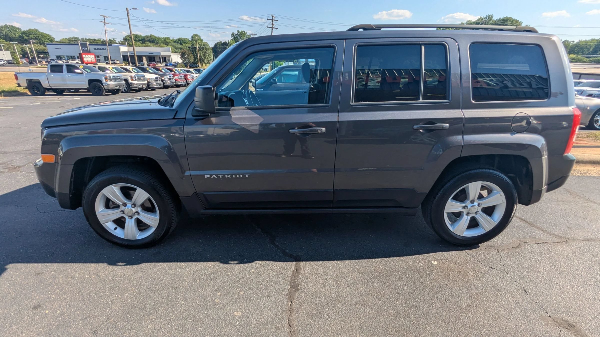 Used 2016 Jeep Patriot Latitude FWD image 4