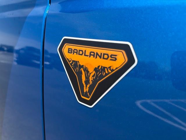 Used 2025 Ford Bronco Badlands AWD/4WD image 5