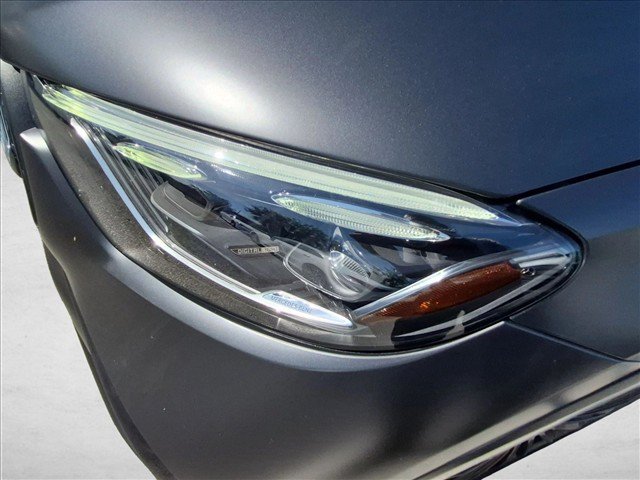 Used 2025 Mercedes-Benz GLC 300 4MATIC image 20
