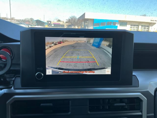 Used 2025 Toyota Tacoma TRD Sport image 8