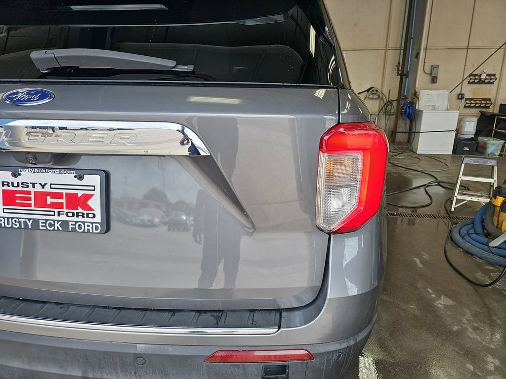 Used 2023 Ford Explorer Limited RWD image 32