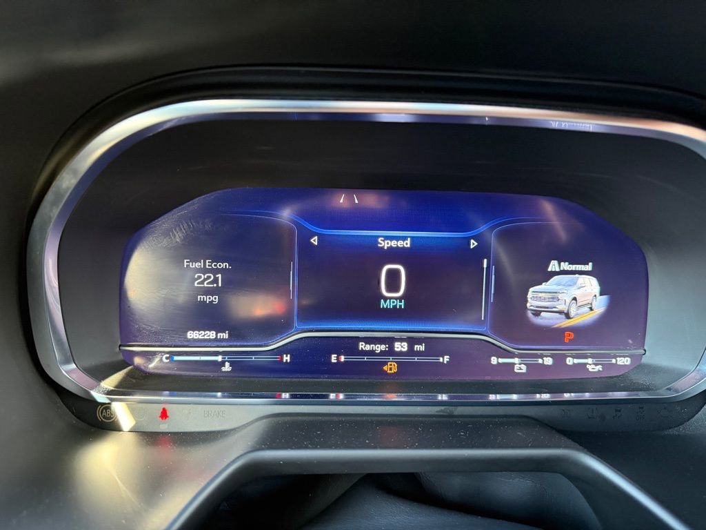 Used 2024 Chevrolet Suburban Premier image 30