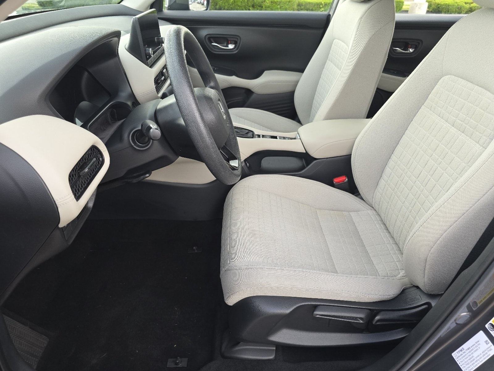 Used 2023 Honda HR-V LX image 22
