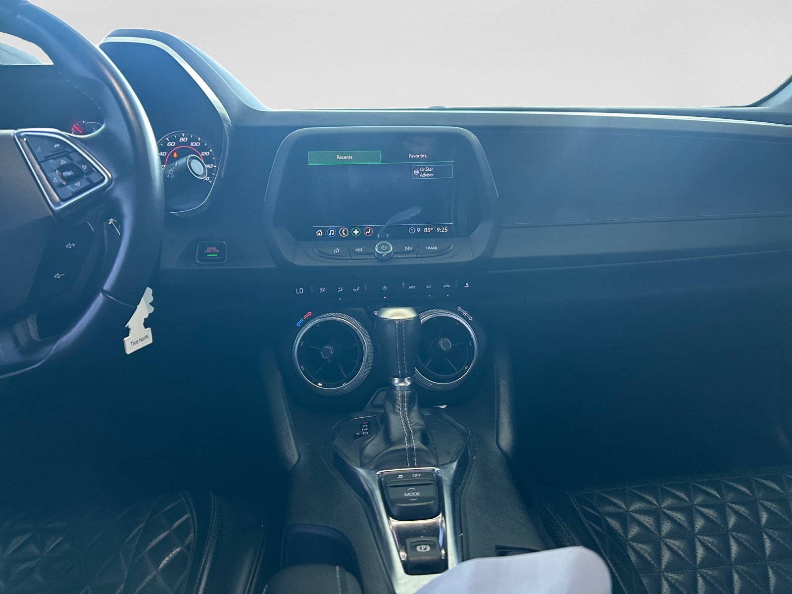 Used 2023 Chevrolet Camaro LT w/ Technology Package RWD image 12